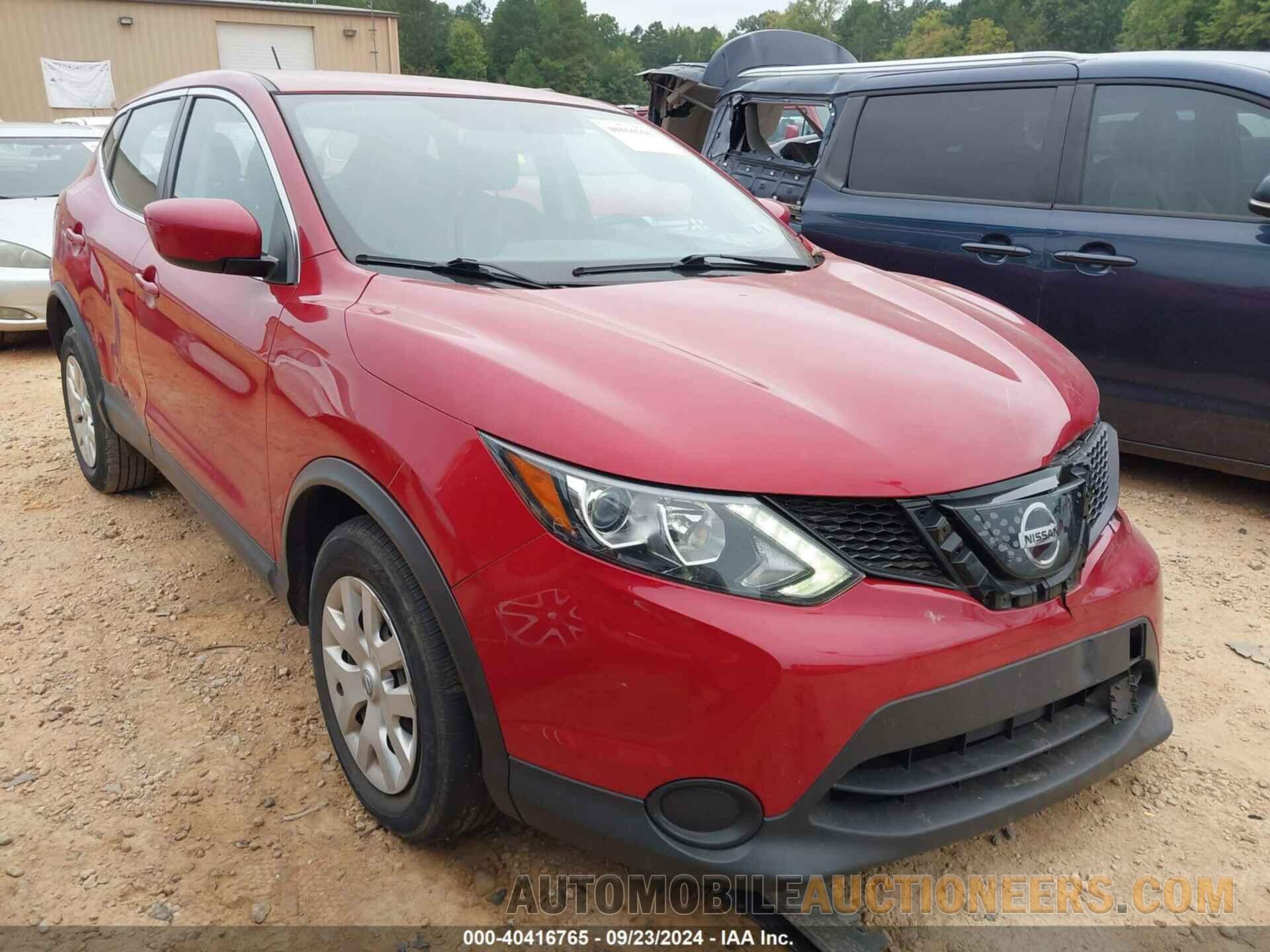 JN1BJ1CR6JW262547 NISSAN ROGUE SPORT 2018