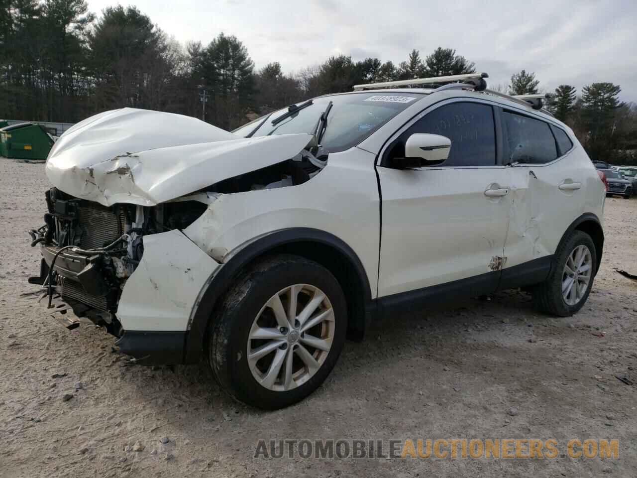 JN1BJ1CR6JW265481 NISSAN ROGUE 2018