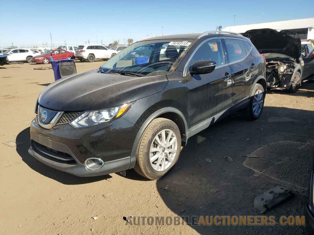 JN1BJ1CR6JW283690 NISSAN ROGUE 2018