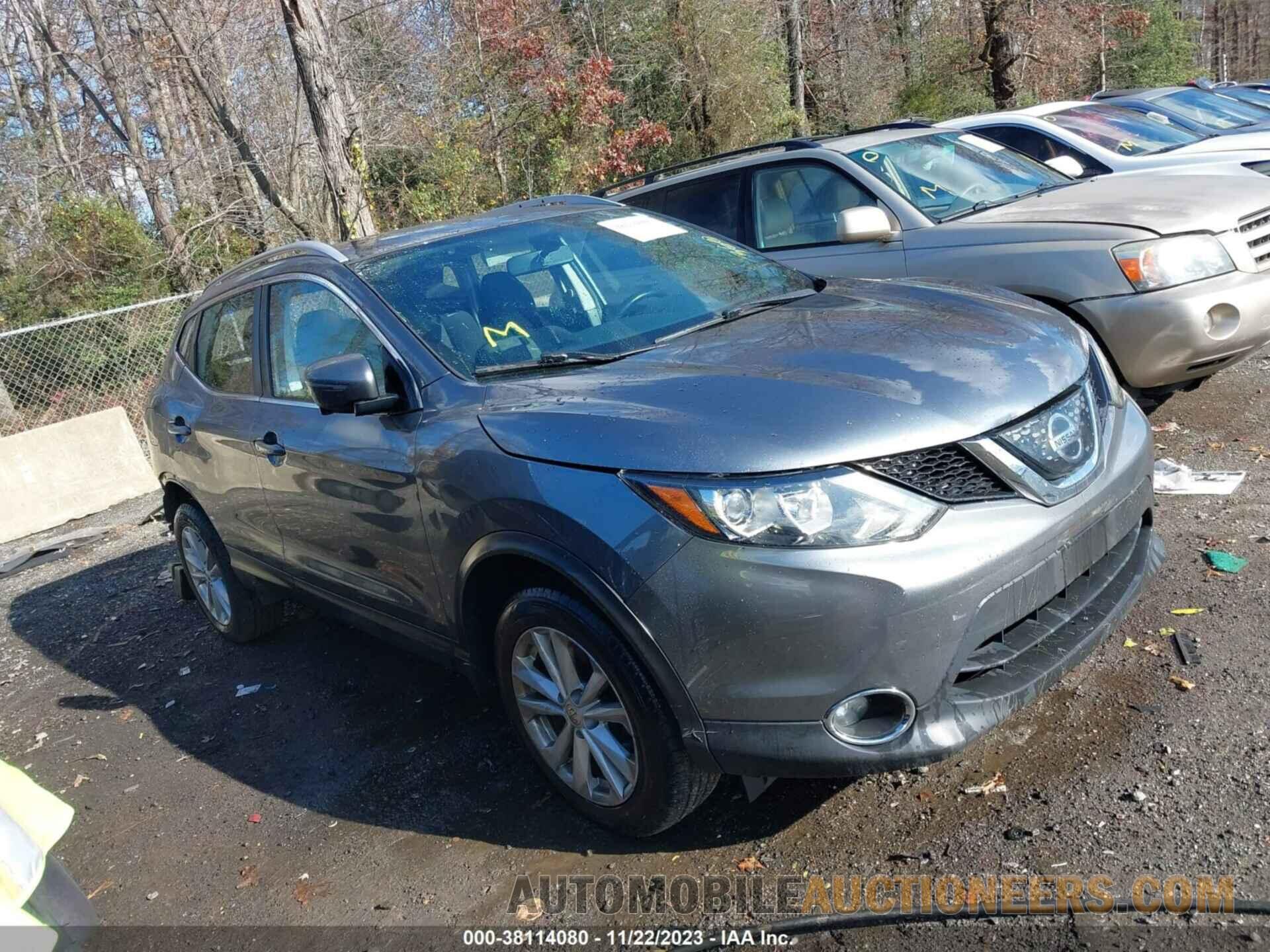 JN1BJ1CR6JW285309 NISSAN ROGUE SPORT 2018