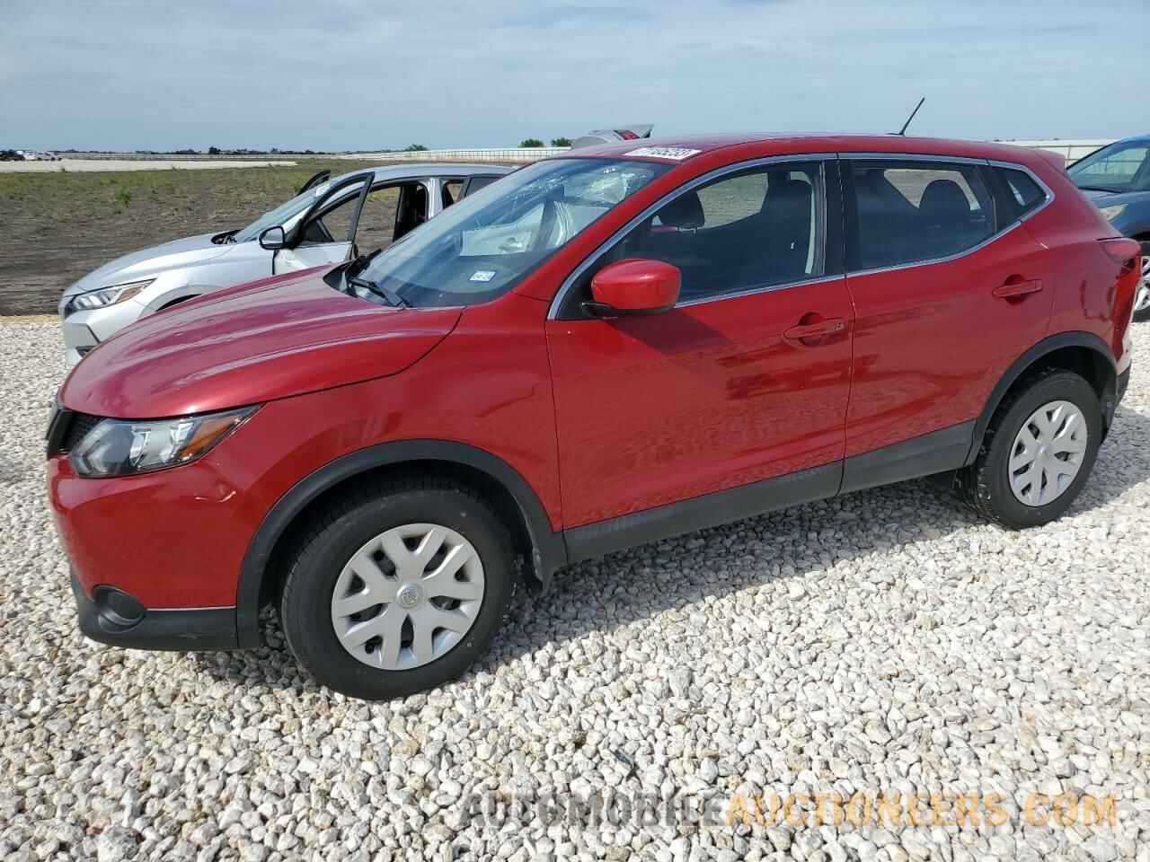 JN1BJ1CR6JW292261 NISSAN ROGUE 2018