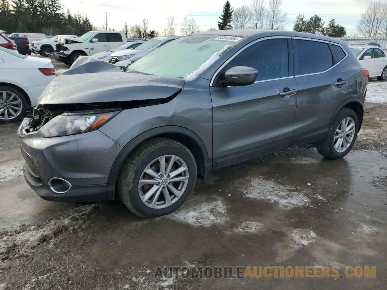 JN1BJ1CR6JW292955 NISSAN ROGUE 2018