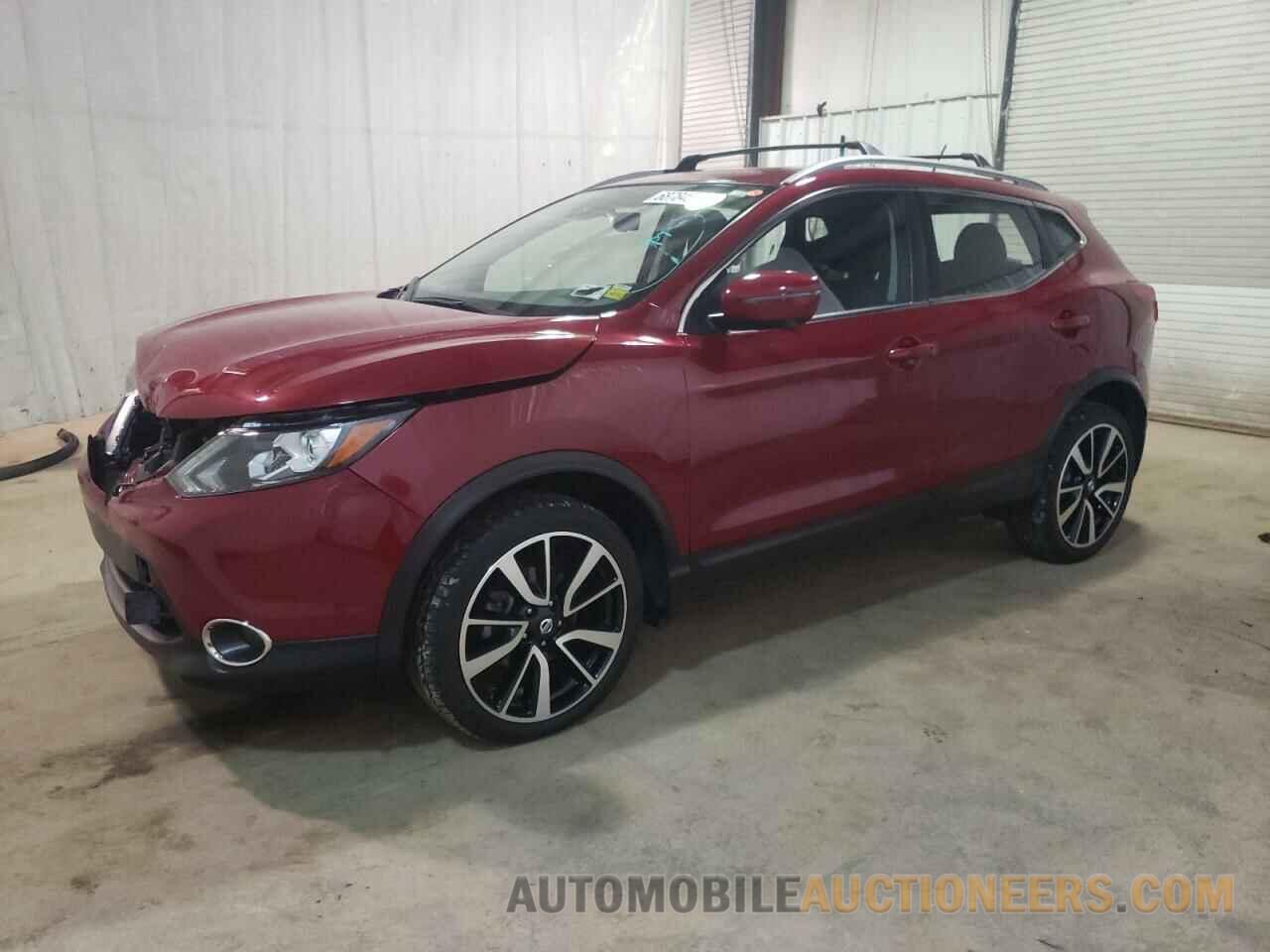 JN1BJ1CR7JW200963 NISSAN ROGUE 2018