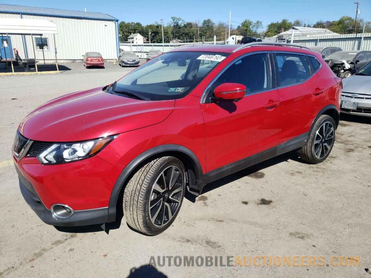 JN1BJ1CR7JW252724 NISSAN ROGUE 2018