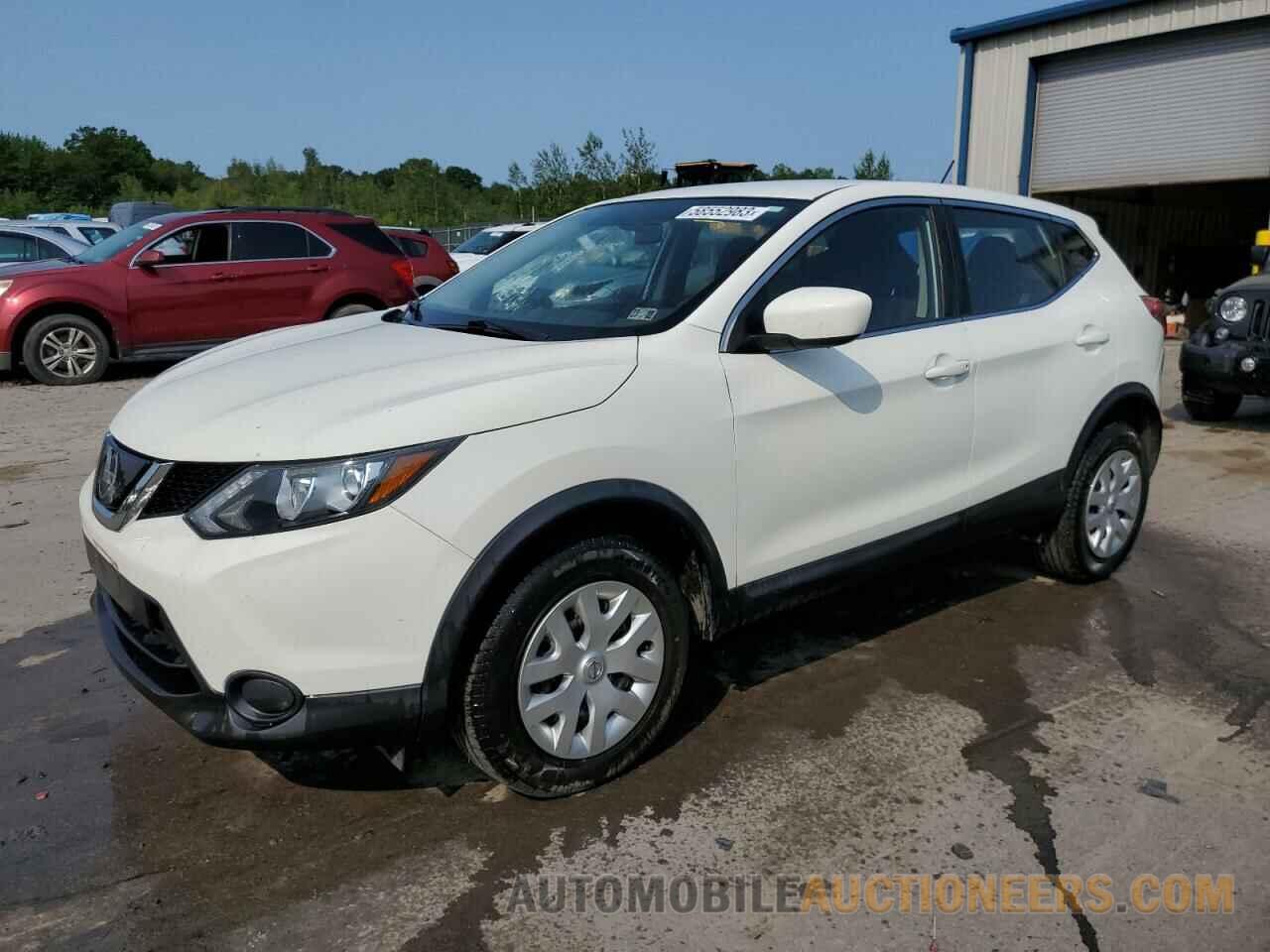 JN1BJ1CR7JW260029 NISSAN ROGUE 2018