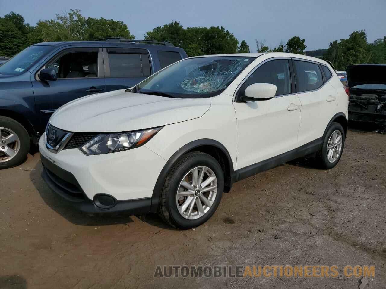 JN1BJ1CR7KW321896 NISSAN ROGUE 2019