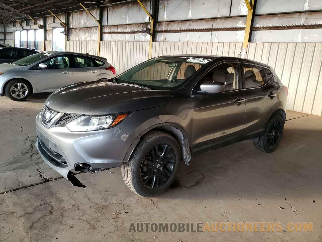 JN1BJ1CR8JW258550 NISSAN ROGUE 2018