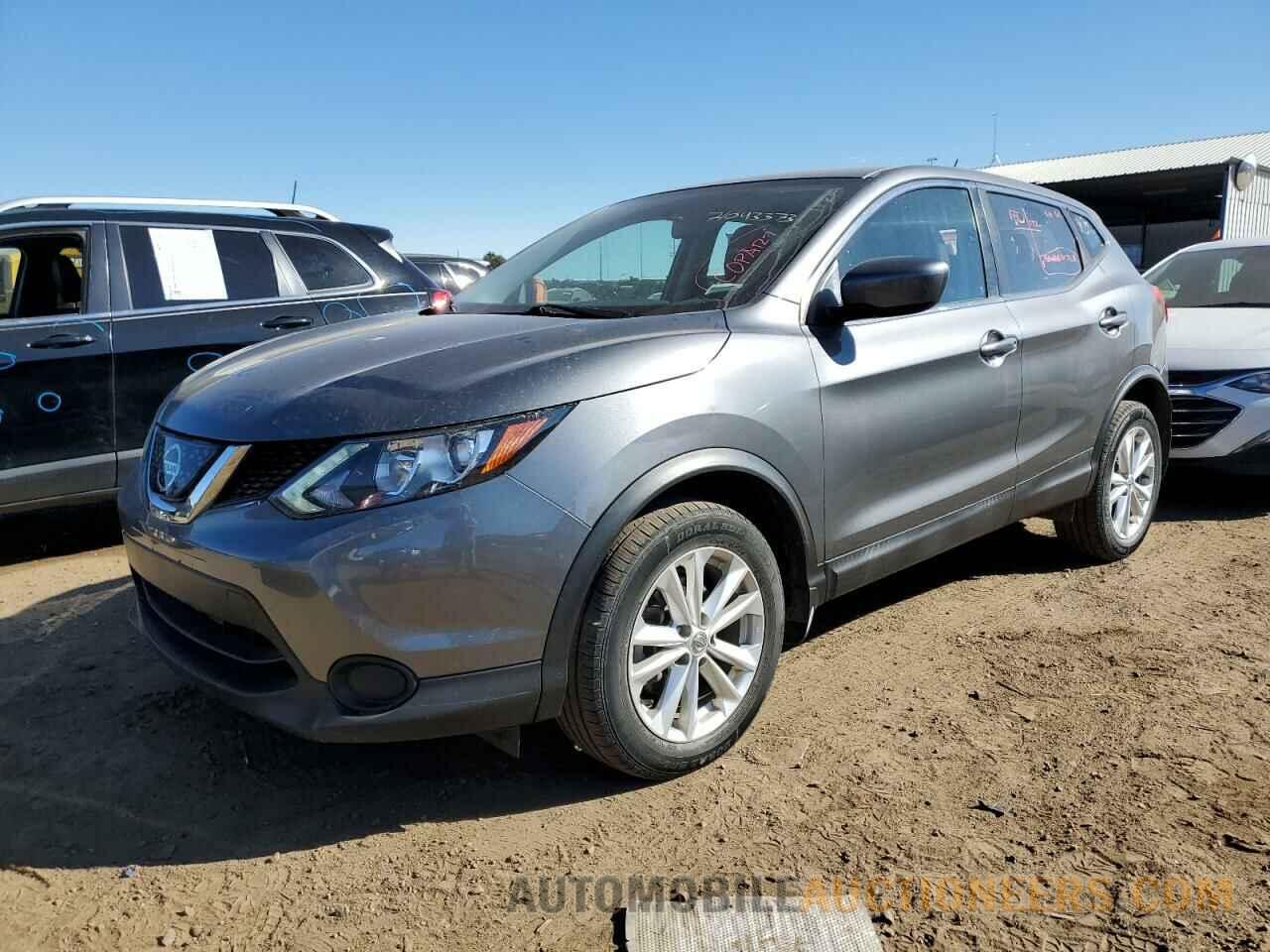 JN1BJ1CR8JW282573 NISSAN ROGUE 2018