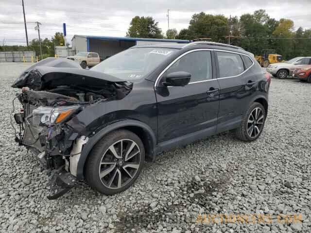 JN1BJ1CR8JW293878 NISSAN ROGUE 2018