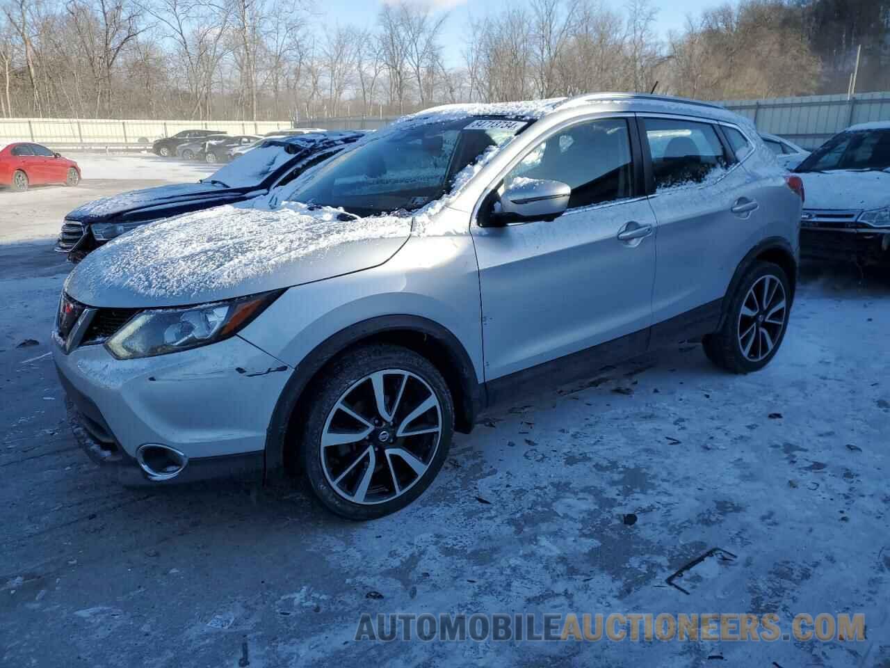 JN1BJ1CR9HW141926 NISSAN ROGUE 2017