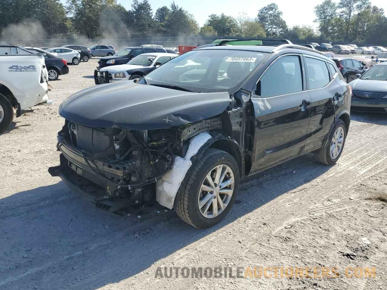 JN1BJ1CR9JW200110 NISSAN ROGUE 2018