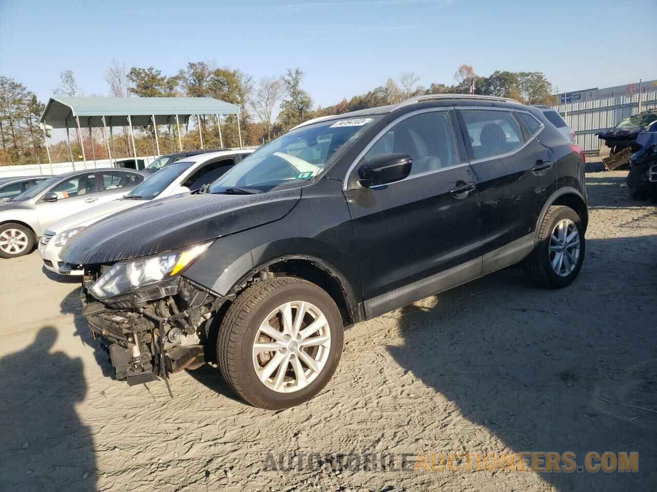 JN1BJ1CR9JW266348 NISSAN ROGUE 2018