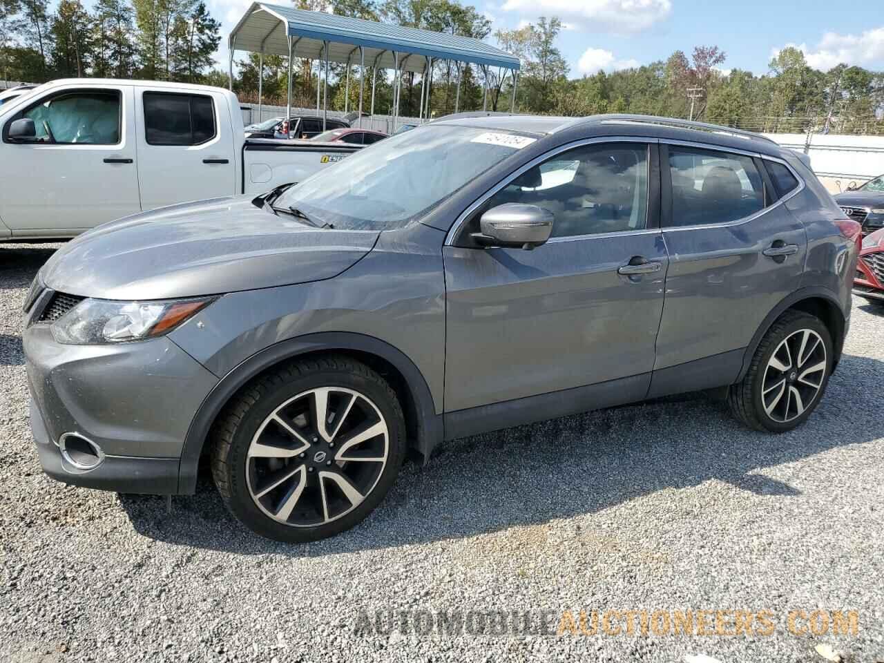 JN1BJ1CR9JW291203 NISSAN ROGUE 2018