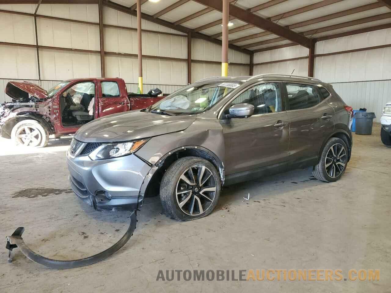 JN1BJ1CRXJW210886 NISSAN ROGUE 2018