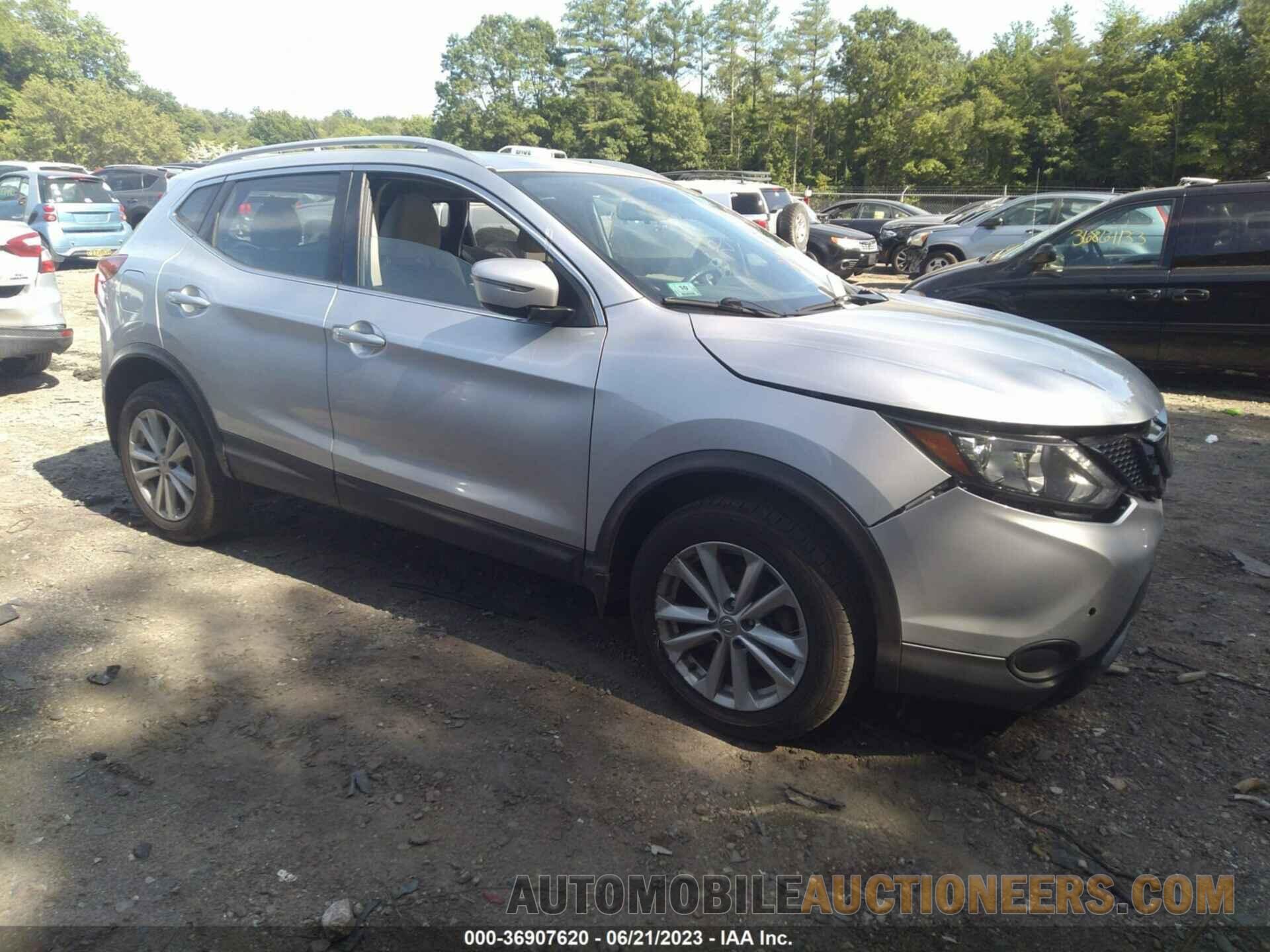 JN1BJ1CRXJW253611 NISSAN ROGUE SPORT 2018