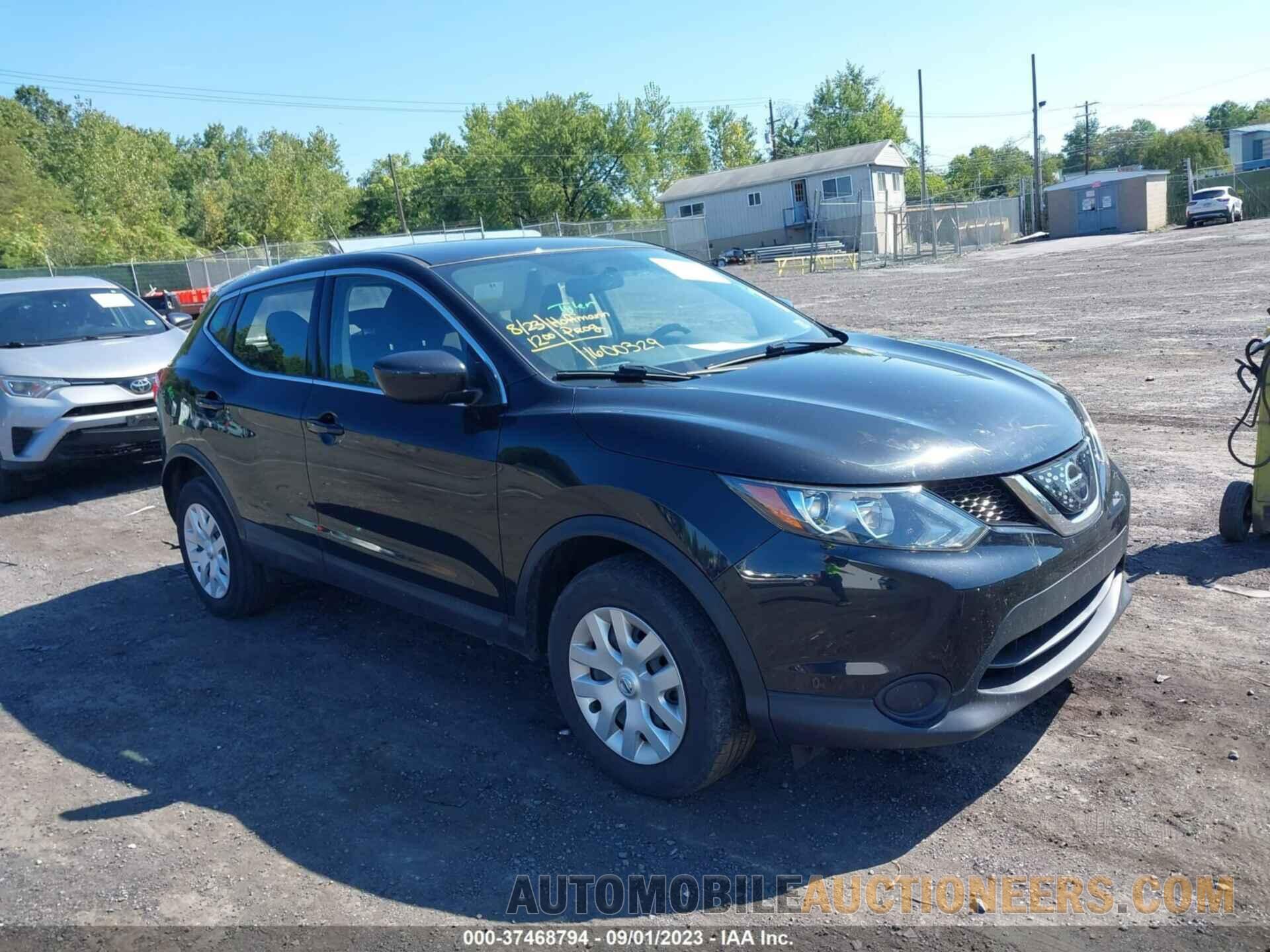 JN1BJ1CRXJW262602 NISSAN ROGUE SPORT 2018