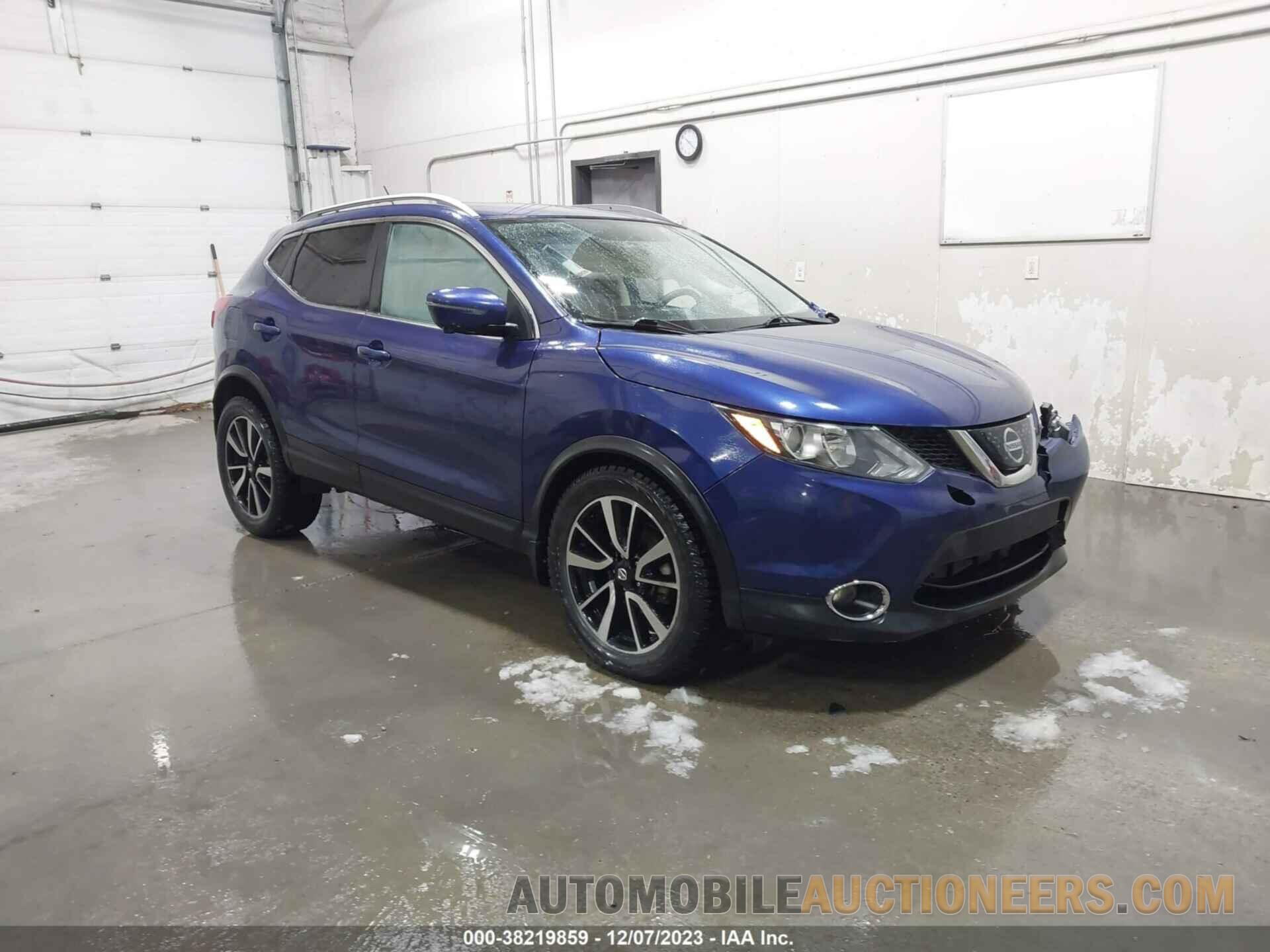 JN1BJ1CRXJW287919 NISSAN ROGUE SPORT 2018