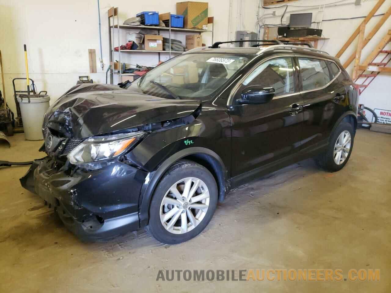 JN1BJ1CRXJW292537 NISSAN ROGUE 2018