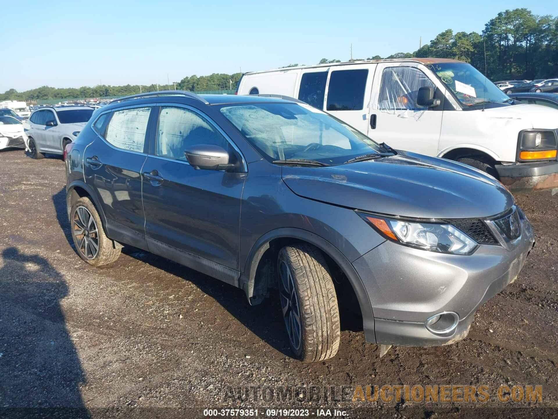 JN1BJ1CRXKW319558 NISSAN ROGUE SPORT 2019