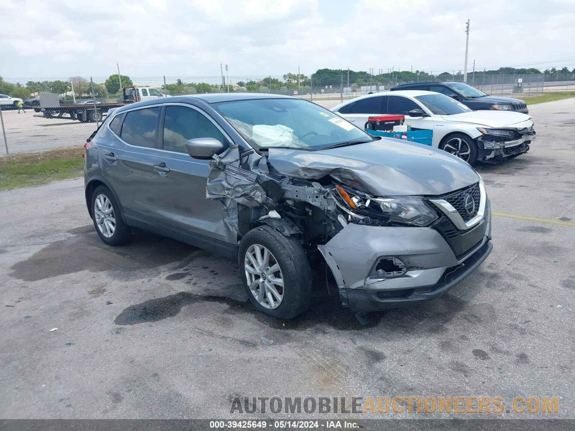 JN1BJ1CV2LW551487 NISSAN ROGUE SPORT 2020