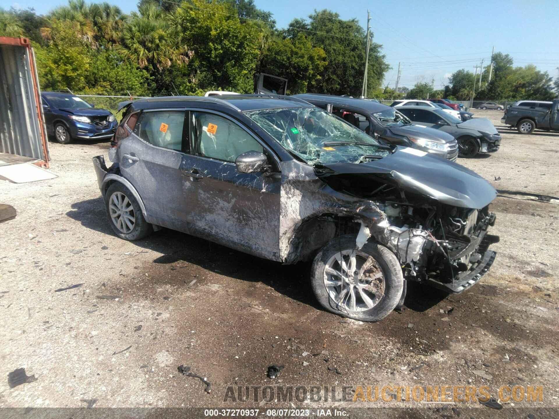 JN1BJ1CV7LW547743 NISSAN ROGUE SPORT 2020