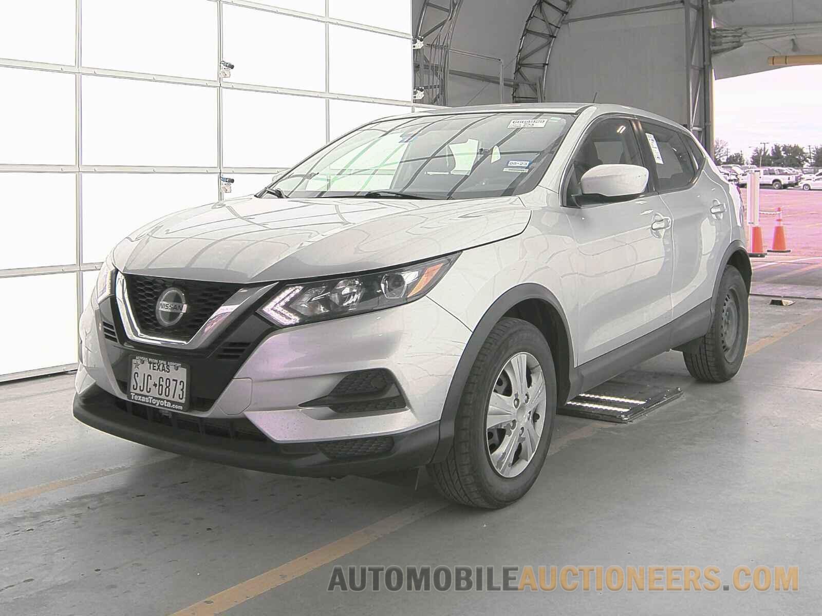 JN1BJ1CV8LW267684 Nissan Rogue Sport 2020