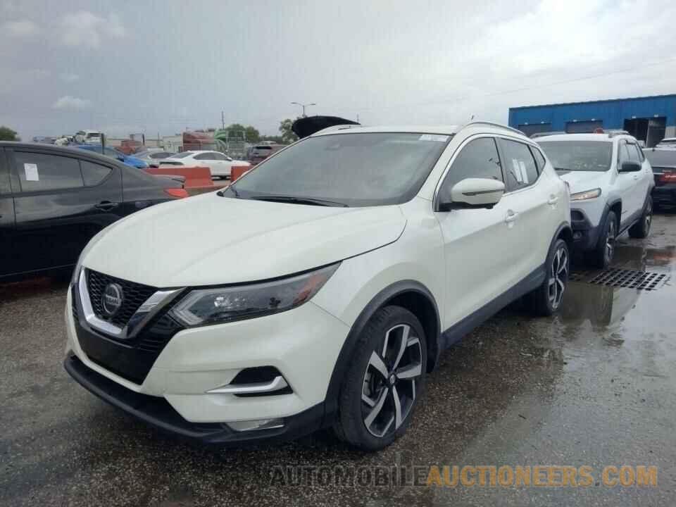 JN1BJ1CV8MW319543 Nissan Rogue Sport 2021