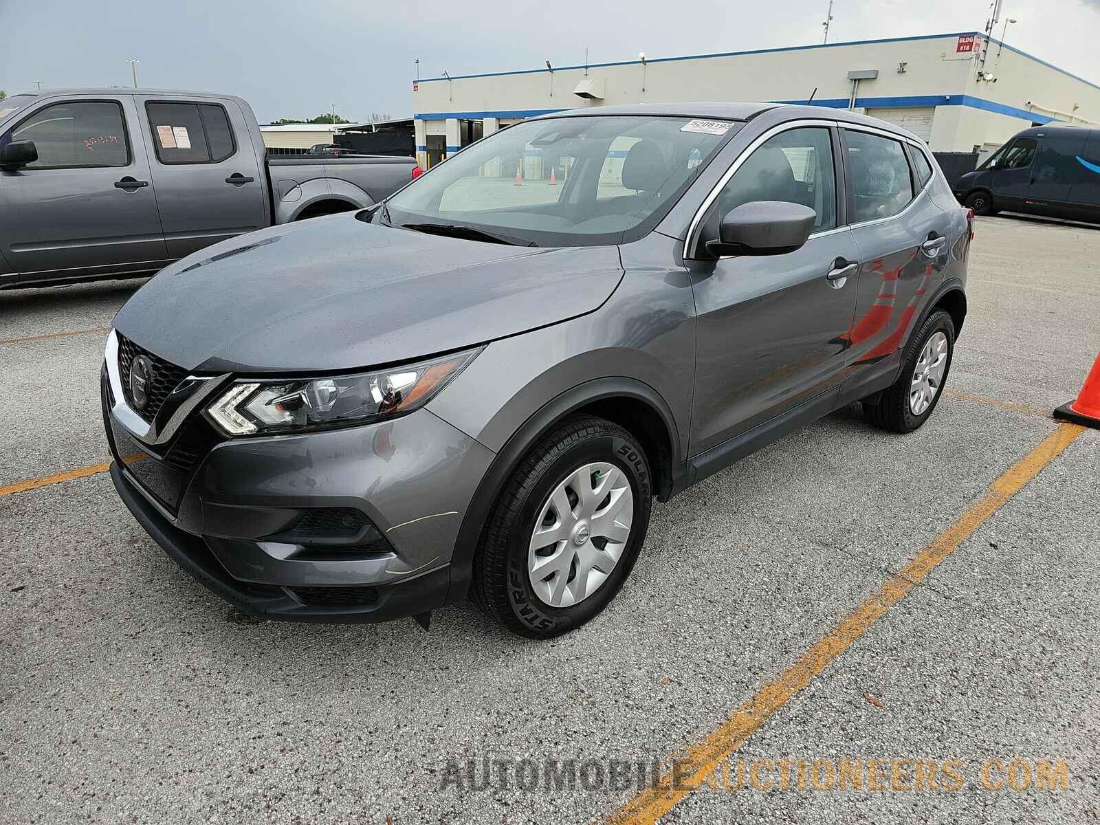 JN1BJ1CVXLW271073 Nissan Rogue Sport 2020