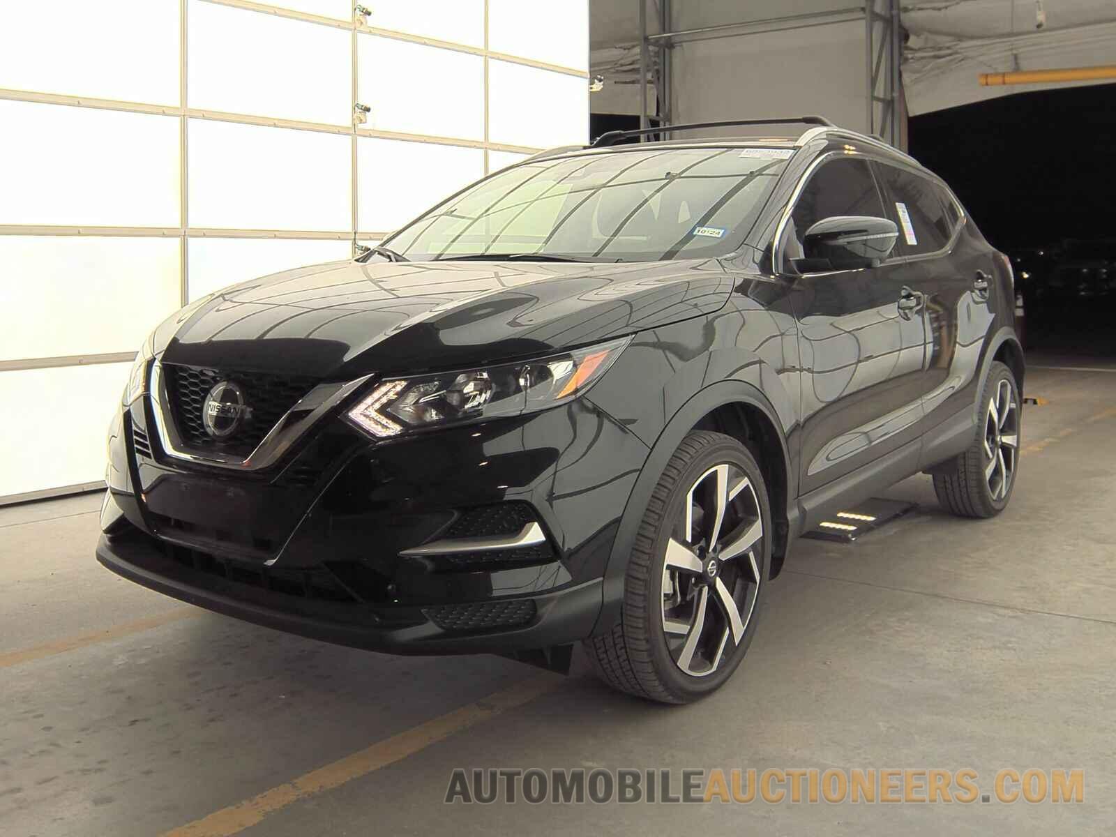 JN1BJ1CVXNW352013 Nissan Rogue Sport 2022