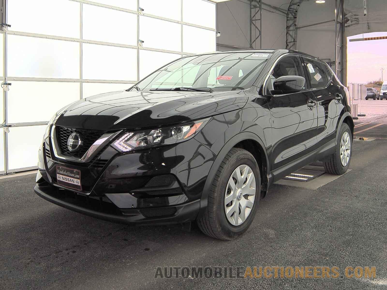 JN1BJ1CW0LW364242 Nissan Rogue Sport 2020