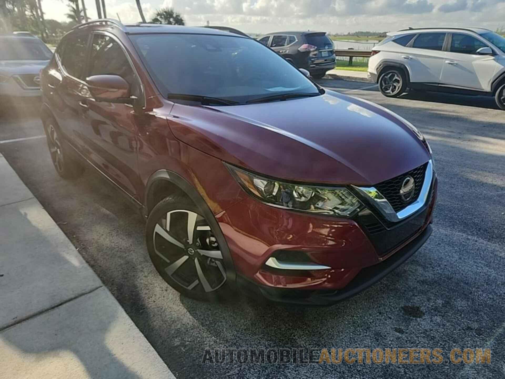 JN1BJ1CW0NW494752 NISSAN ROGUE SPORT 2022