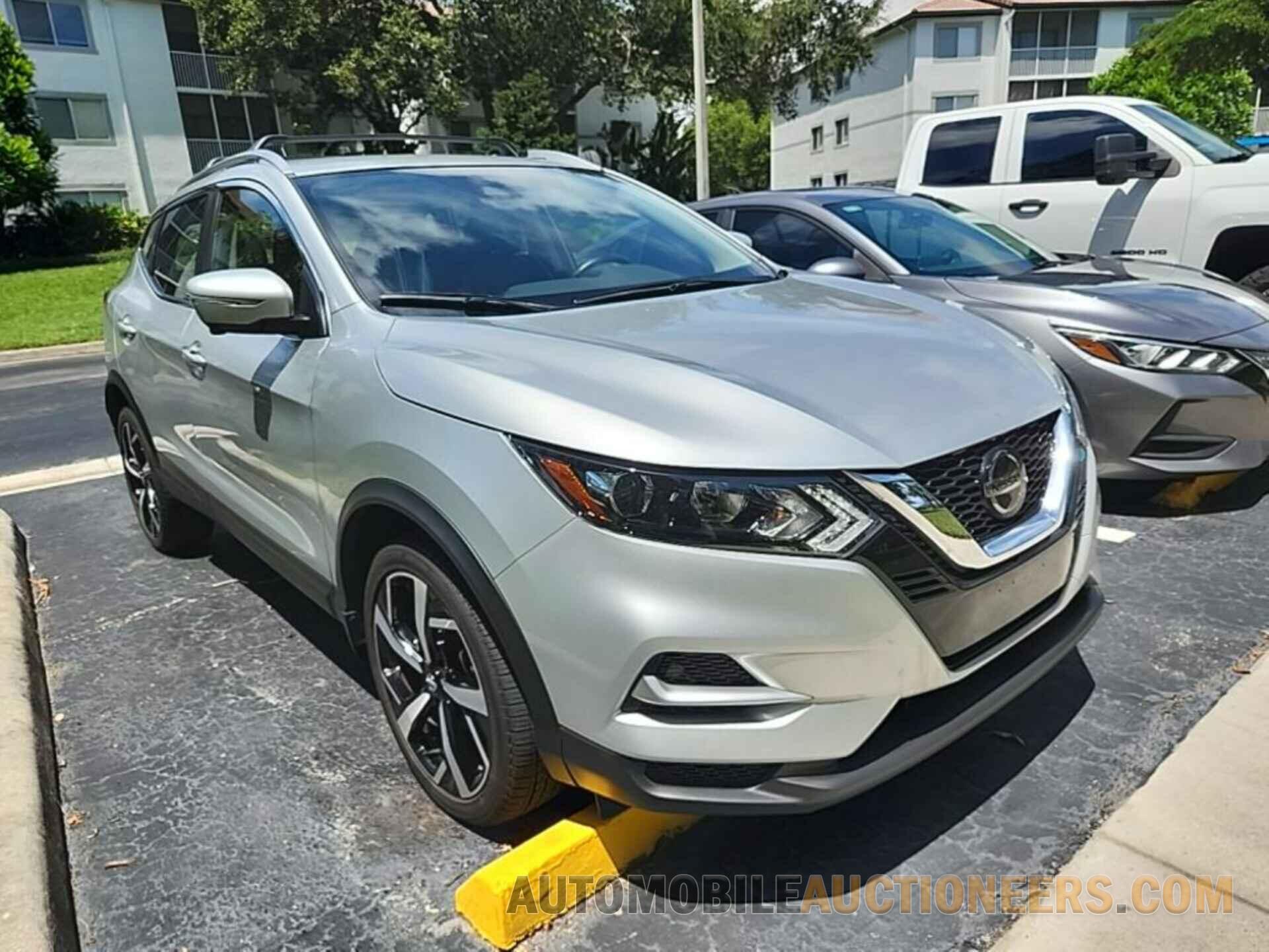 JN1BJ1CW0NW496713 NISSAN ROGUE SPORT 2022