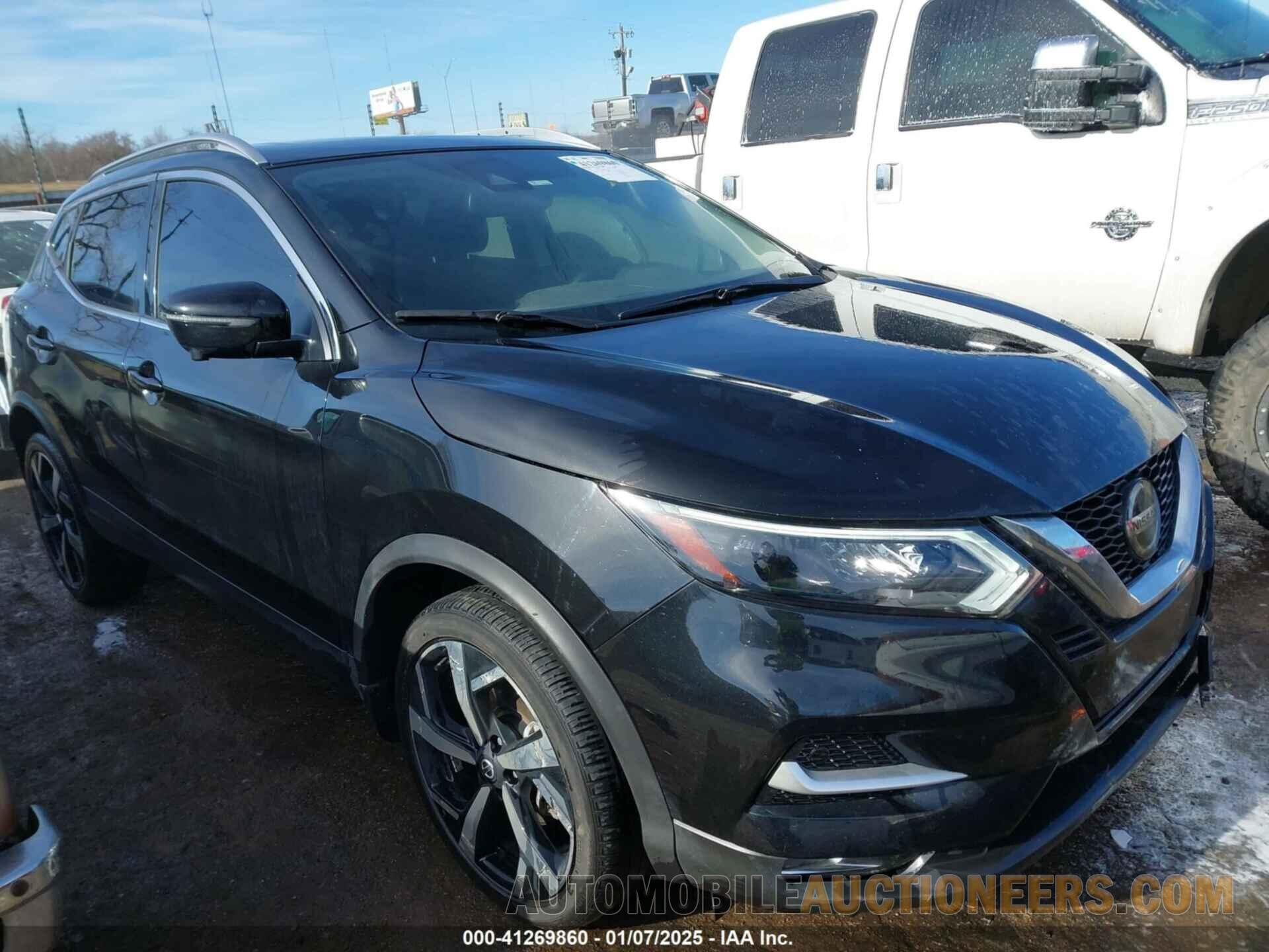 JN1BJ1CW0NW499546 NISSAN ROGUE SPORT 2022