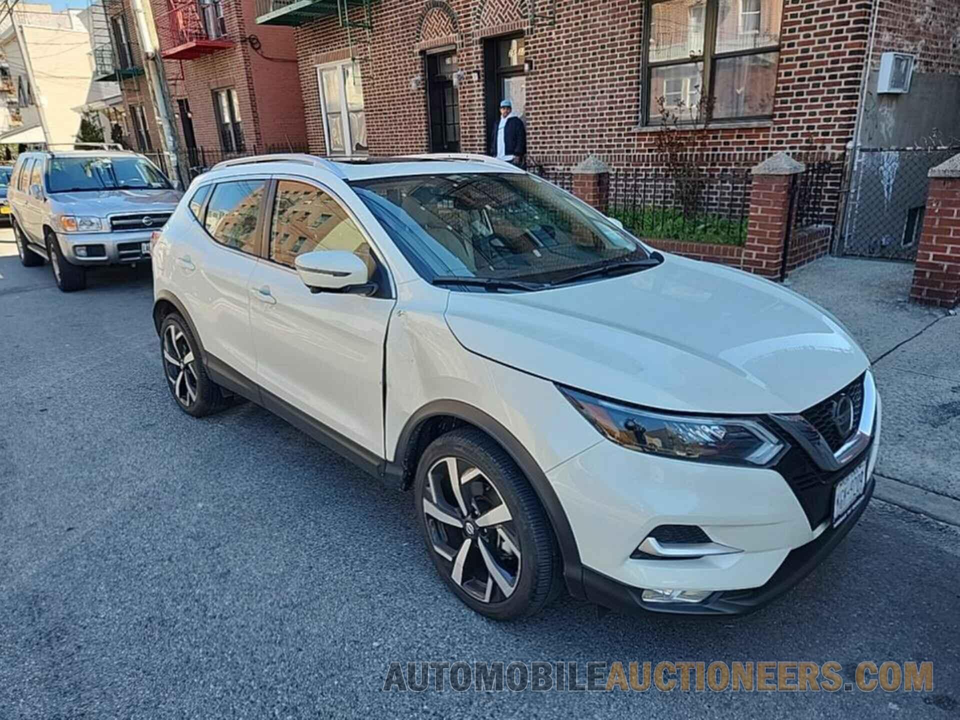 JN1BJ1CW1NW484134 NISSAN ROGUE SPORT 2022