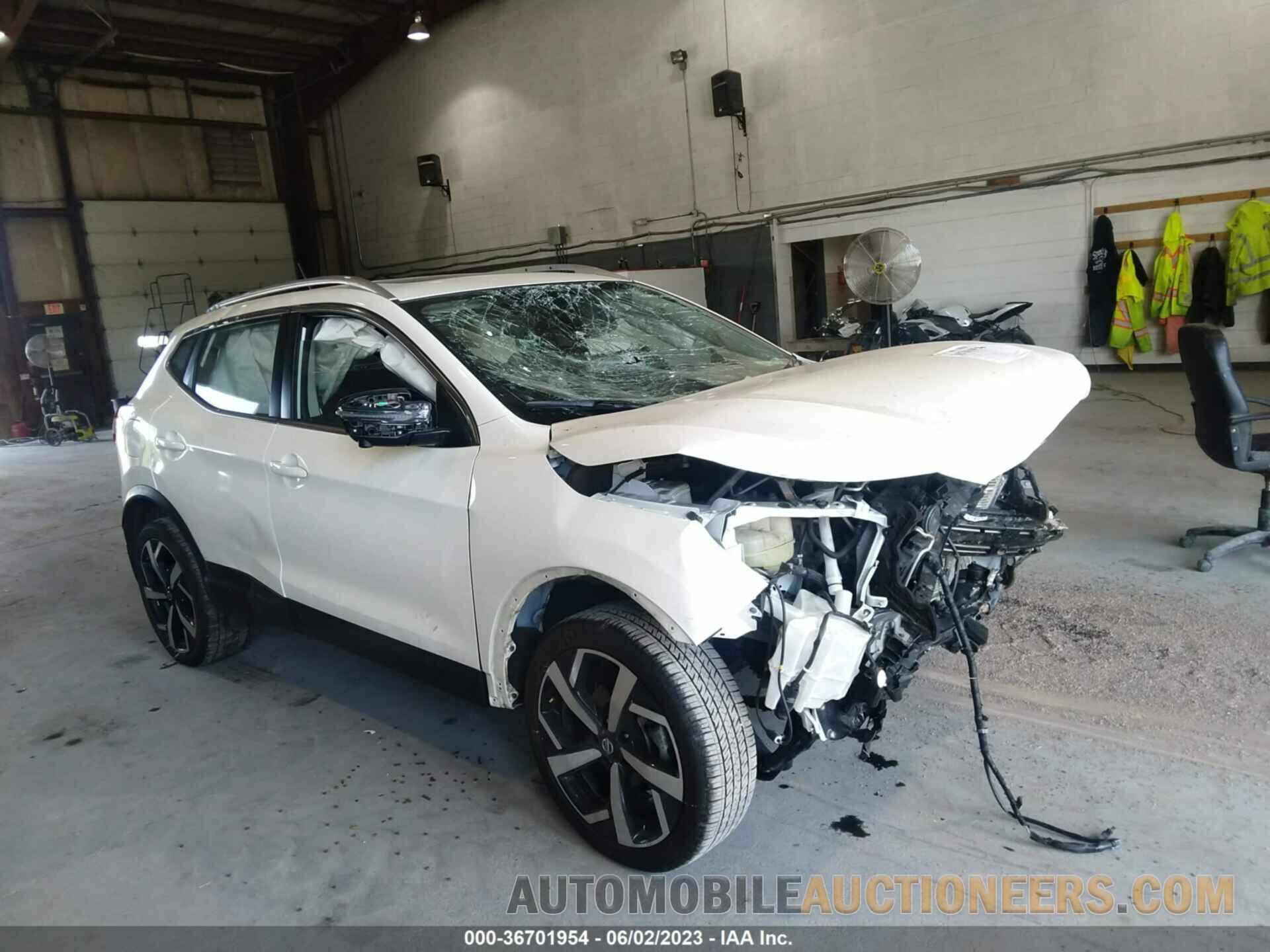 JN1BJ1CW3MW669381 NISSAN ROGUE SPORT 2021