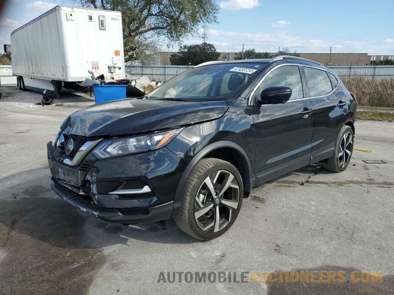 JN1BJ1CW3NW493160 NISSAN ROGUE 2022