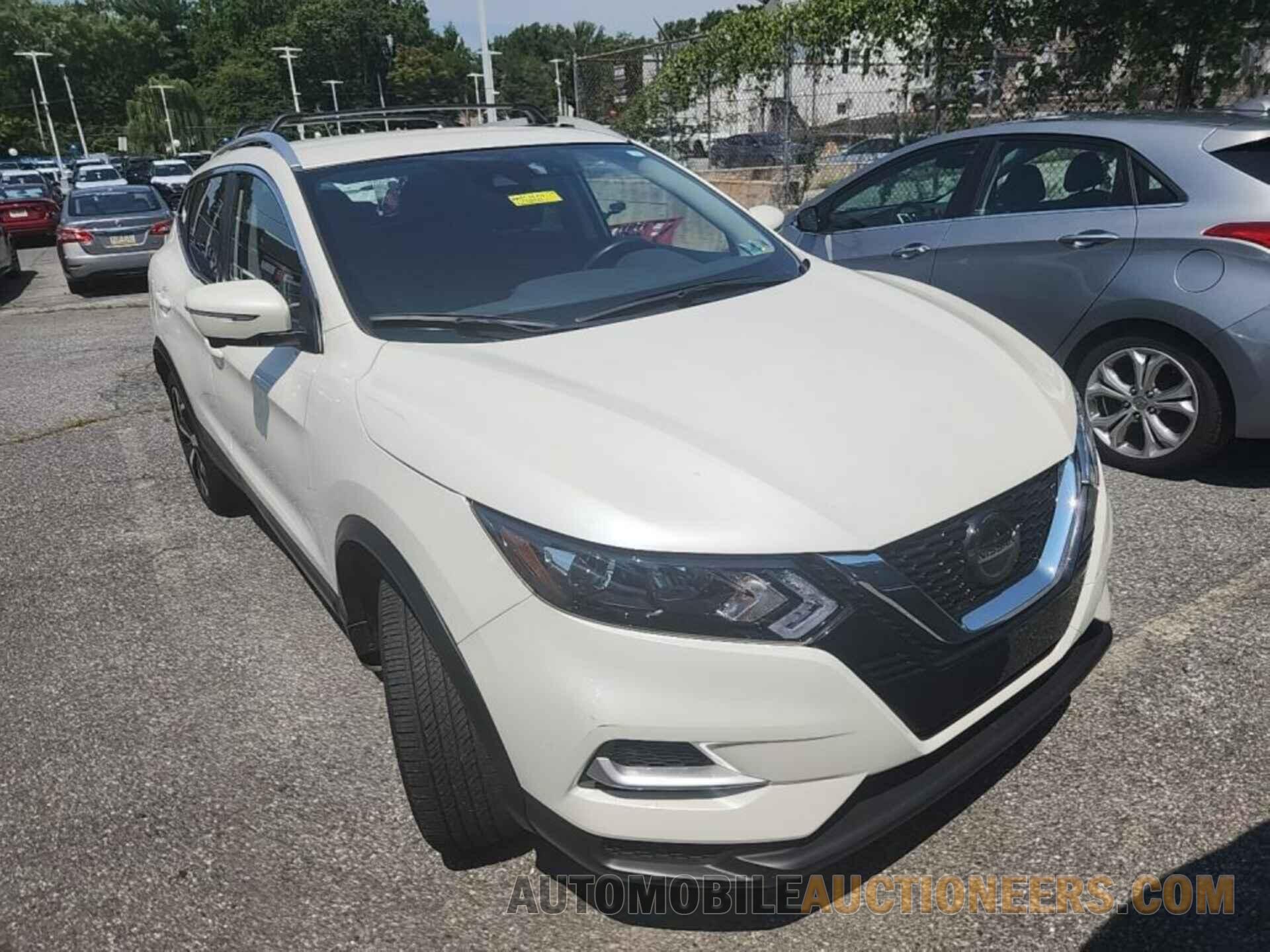 JN1BJ1CW3NW497953 NISSAN ROGUE SPORT 2022