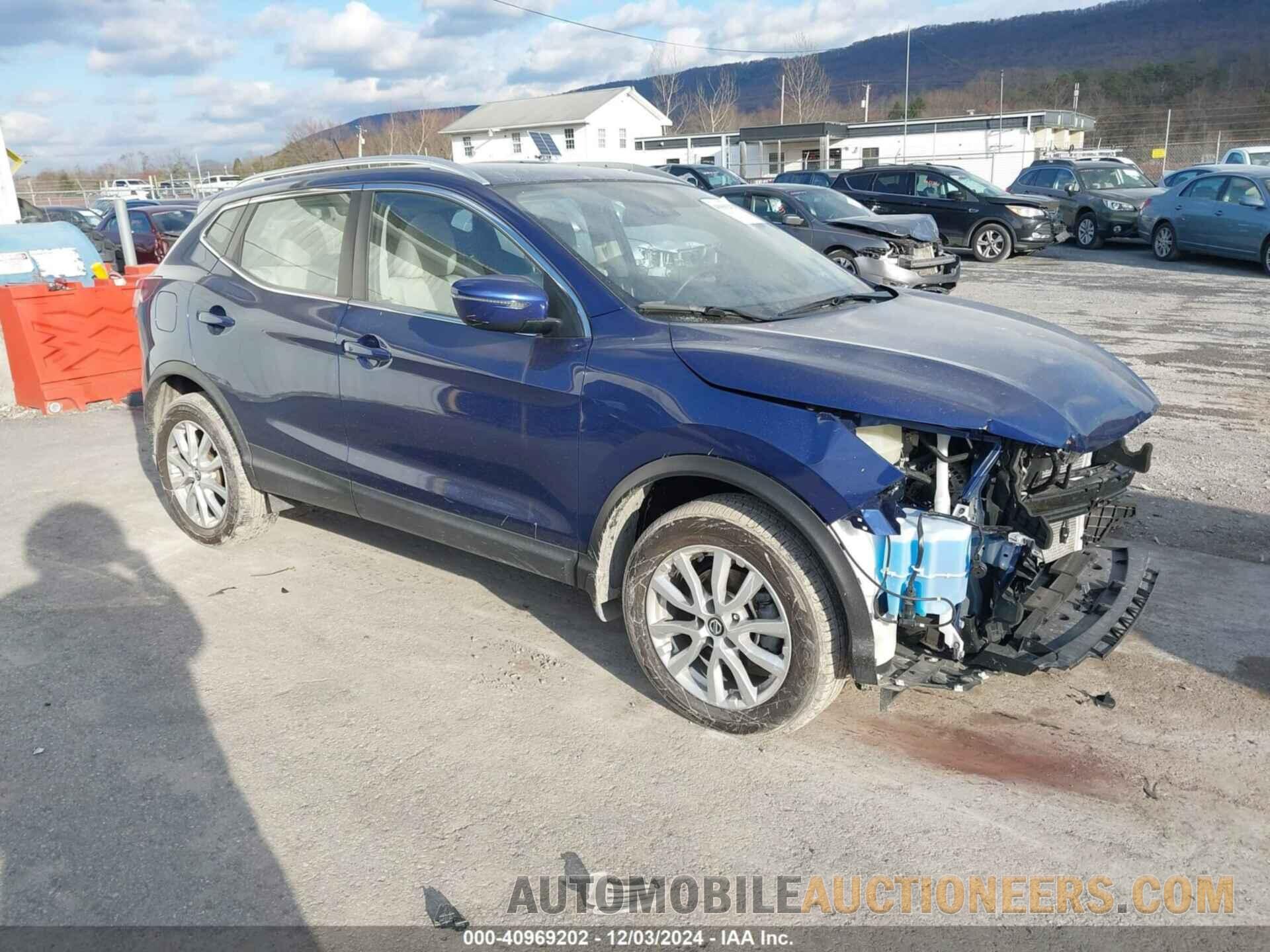 JN1BJ1CW4LW385689 NISSAN ROGUE SPORT 2020