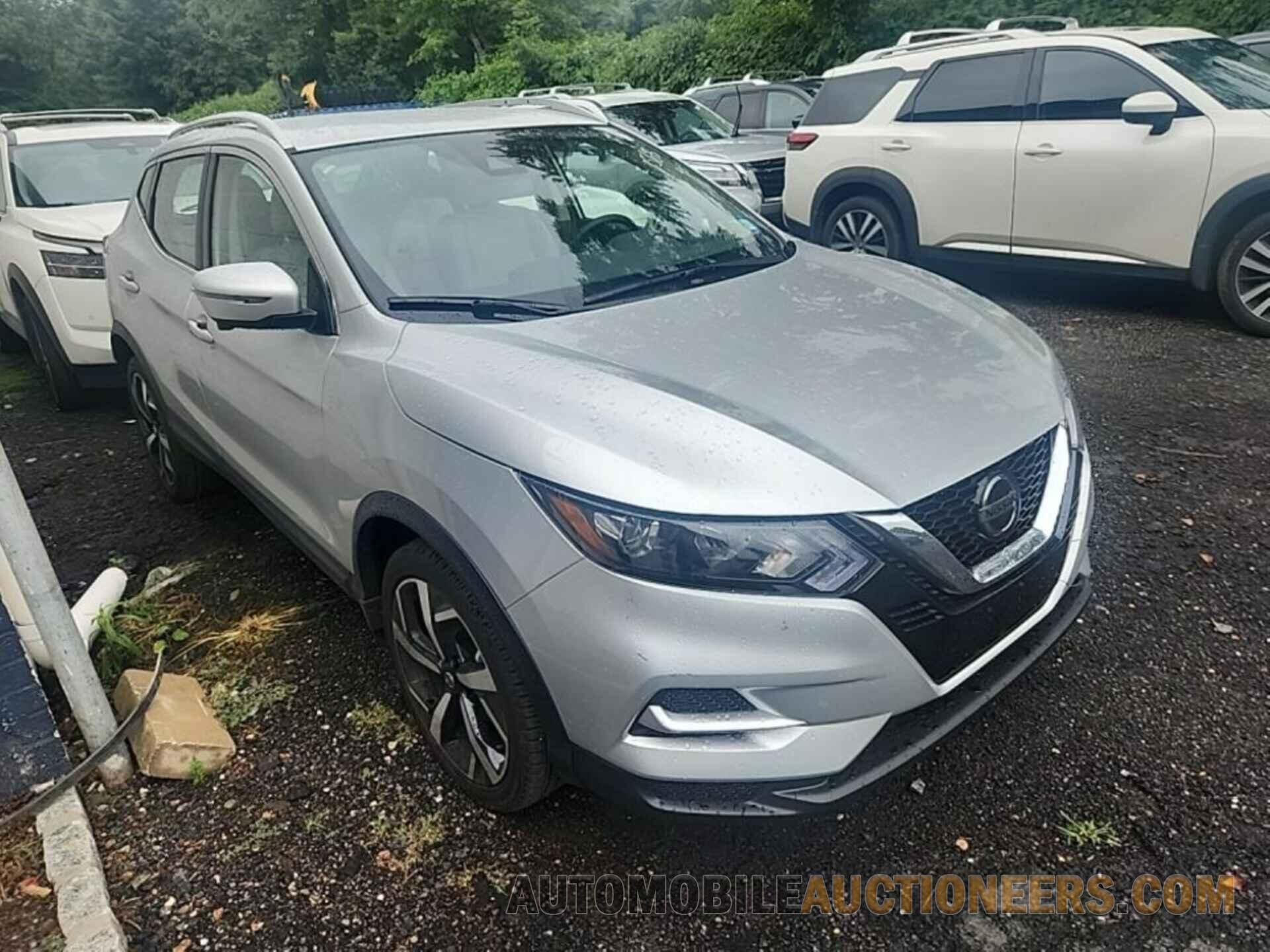 JN1BJ1CW4NW491563 NISSAN ROGUE SPORT 2022