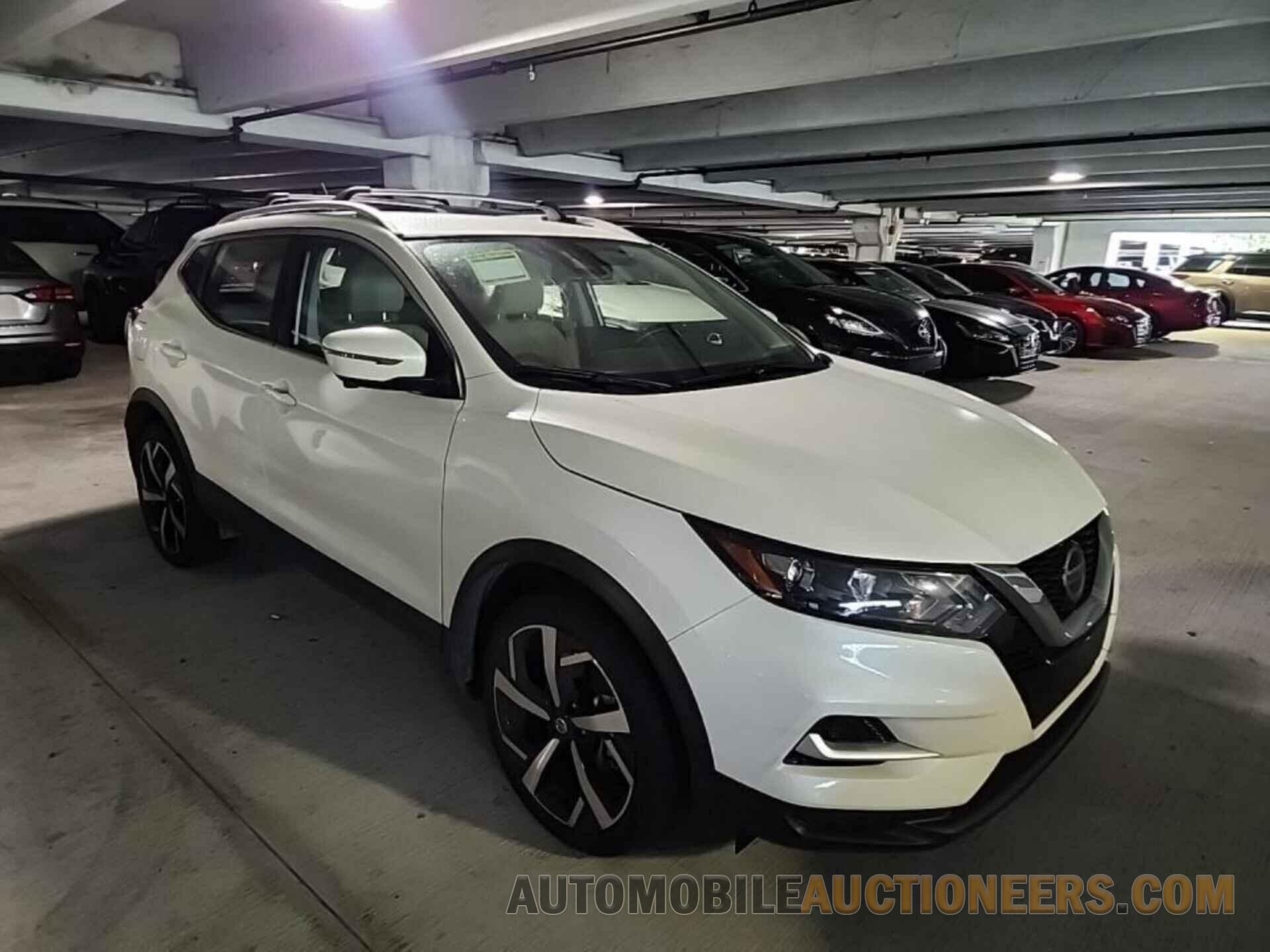 JN1BJ1CW4NW498335 NISSAN ROGUE SPORT 2022