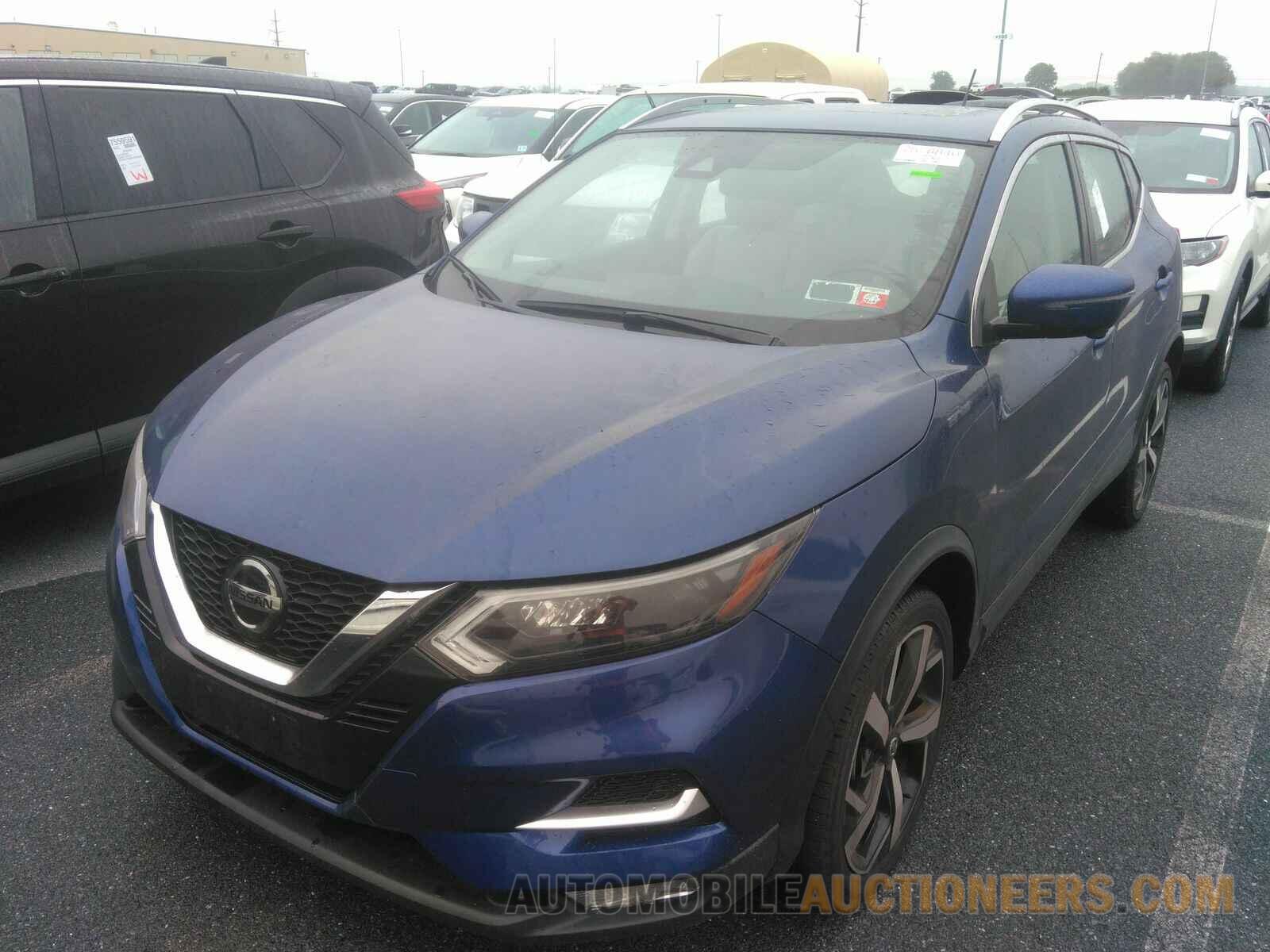 JN1BJ1CW5NW471810 Nissan Rogue Sport 2022