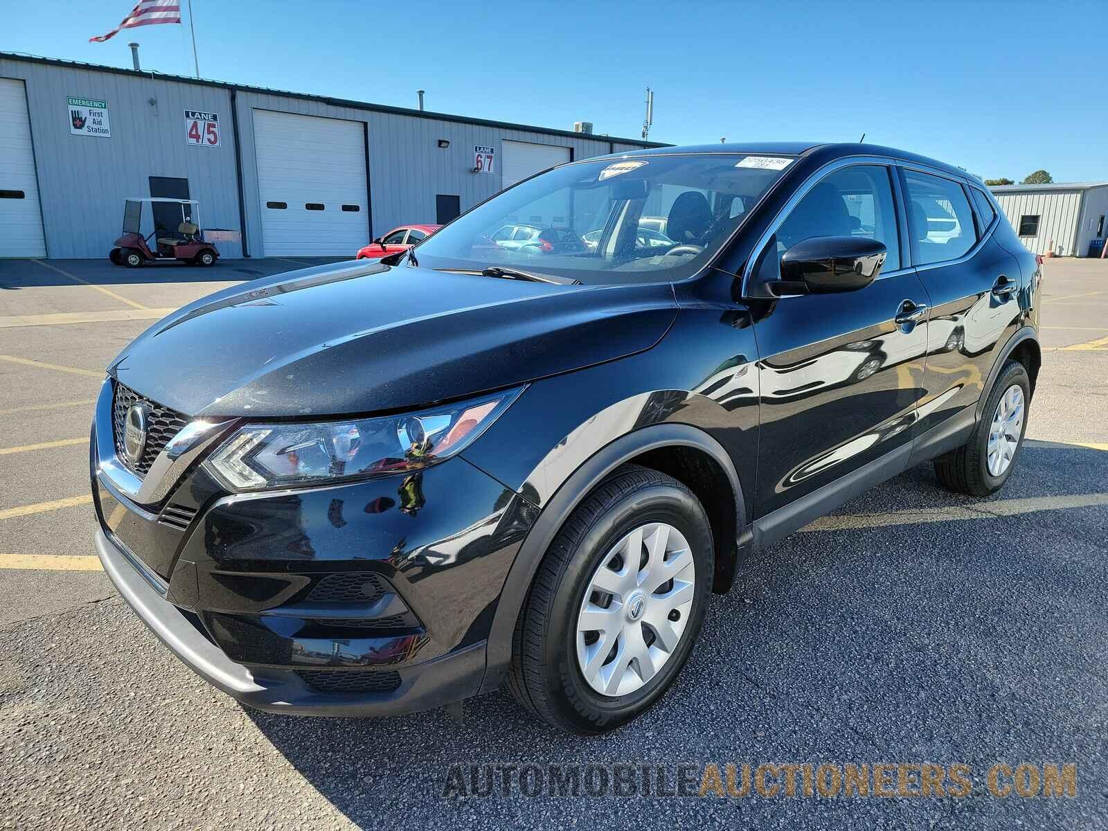 JN1BJ1CW7LW647415 Nissan Rogue Sport 2020