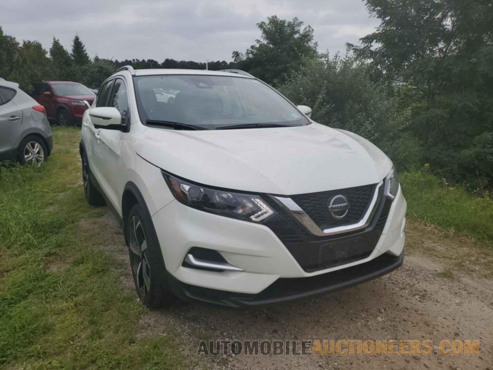 JN1BJ1CW7NW493517 NISSAN ROGUE SPORT 2022