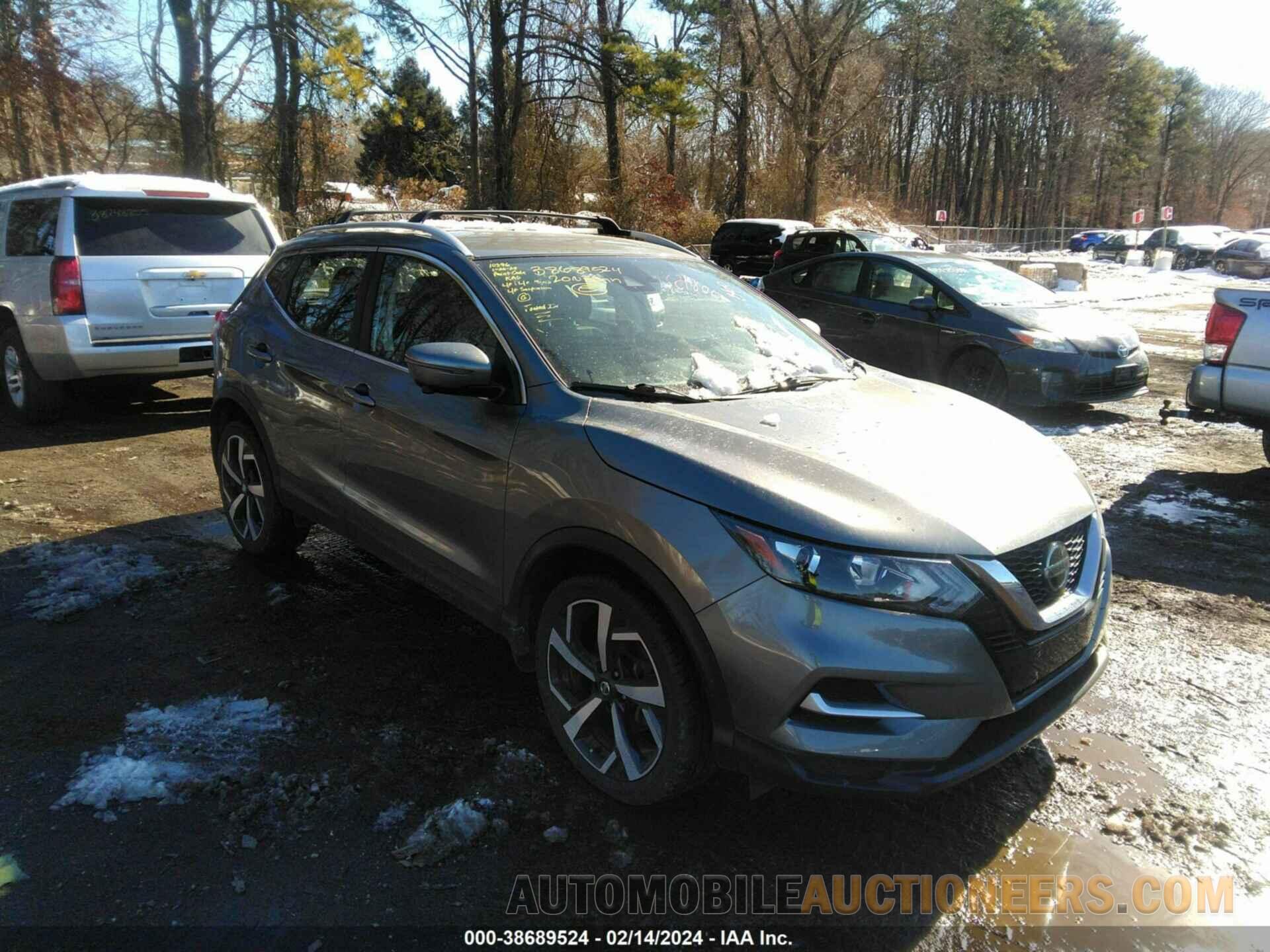 JN1BJ1CW8LW385064 NISSAN ROGUE SPORT 2020