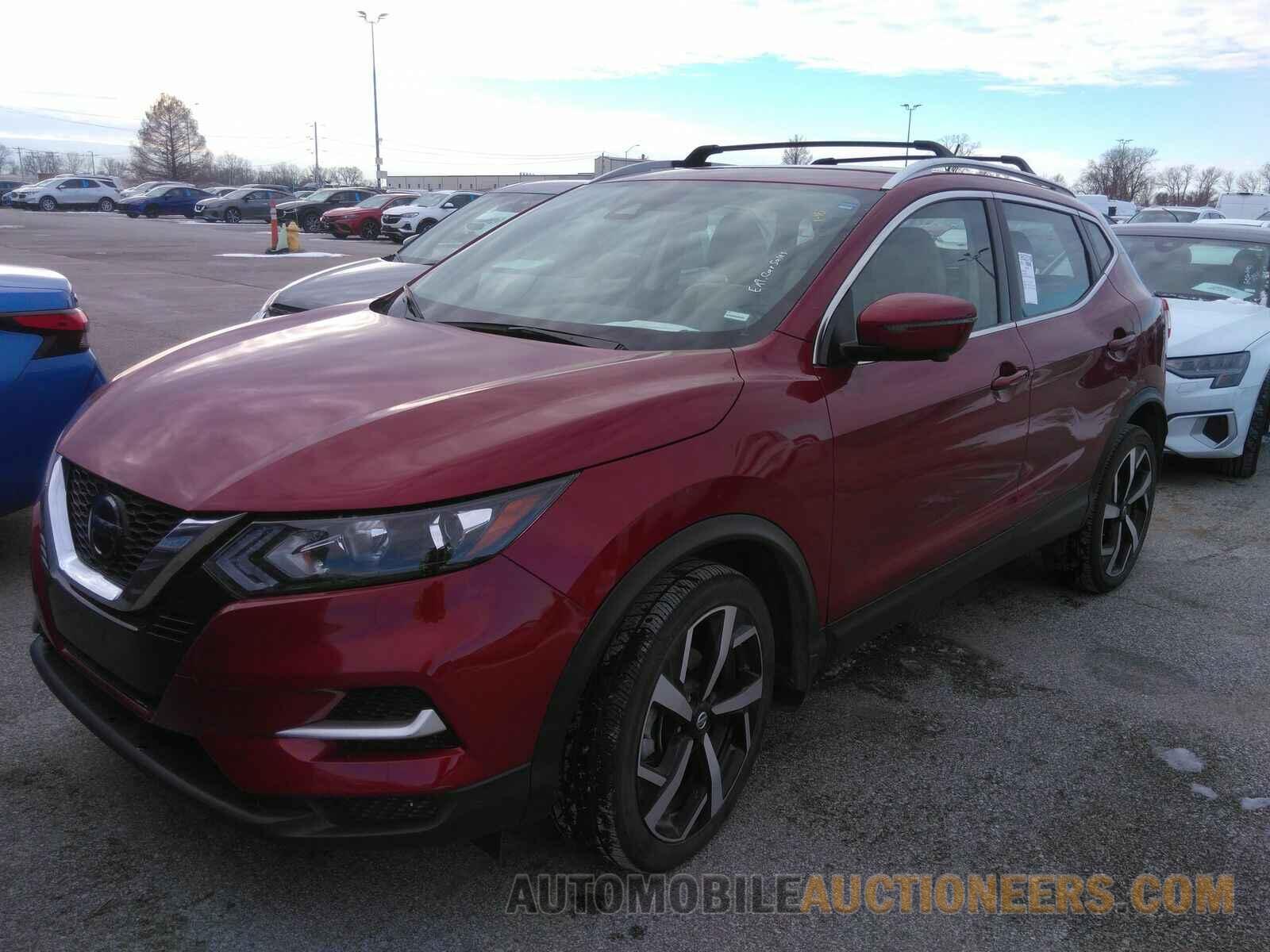 JN1BJ1CW8MW435172 Nissan Rogue Sport 2021