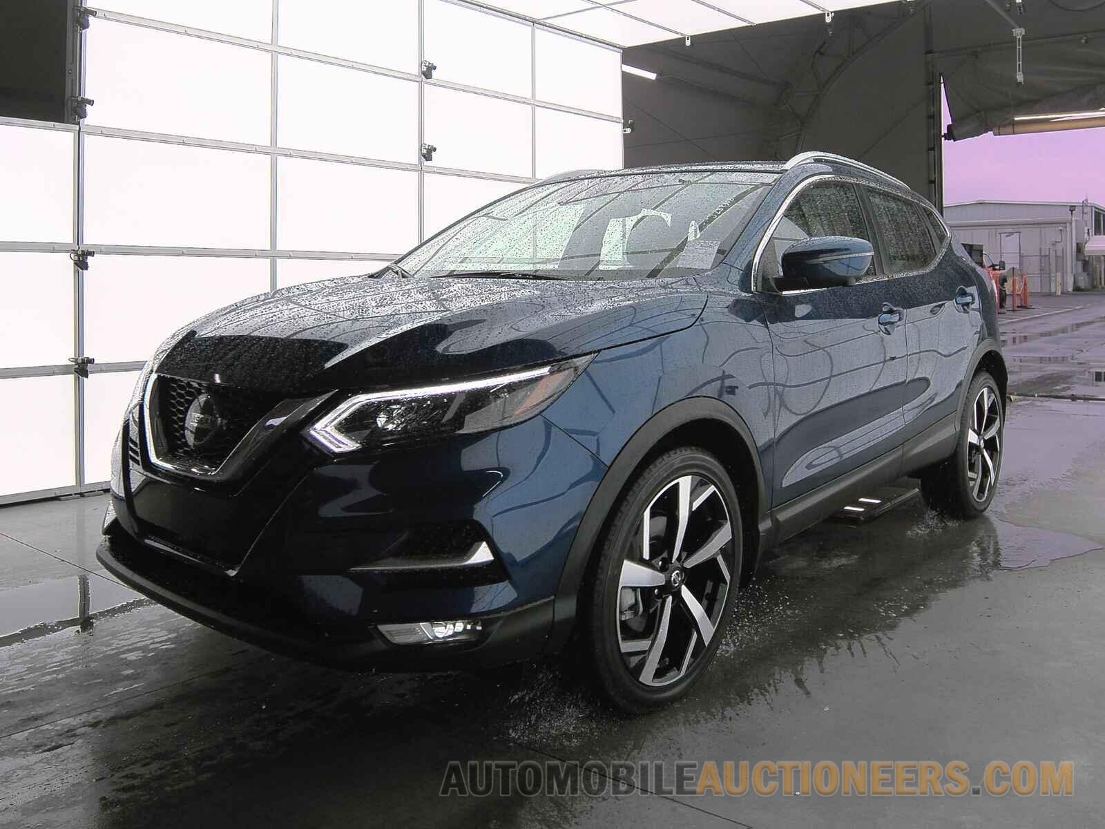 JN1BJ1CW8NW472918 Nissan Rogue Sport 2022