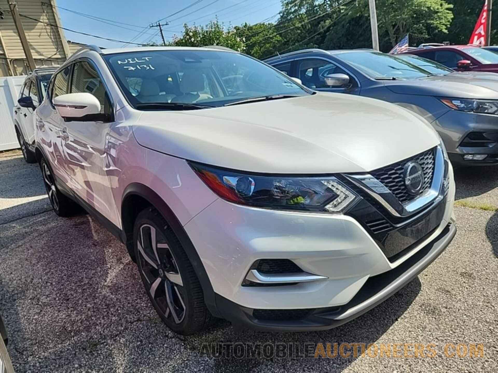 JN1BJ1CW8NW488262 NISSAN ROGUE SPORT 2022