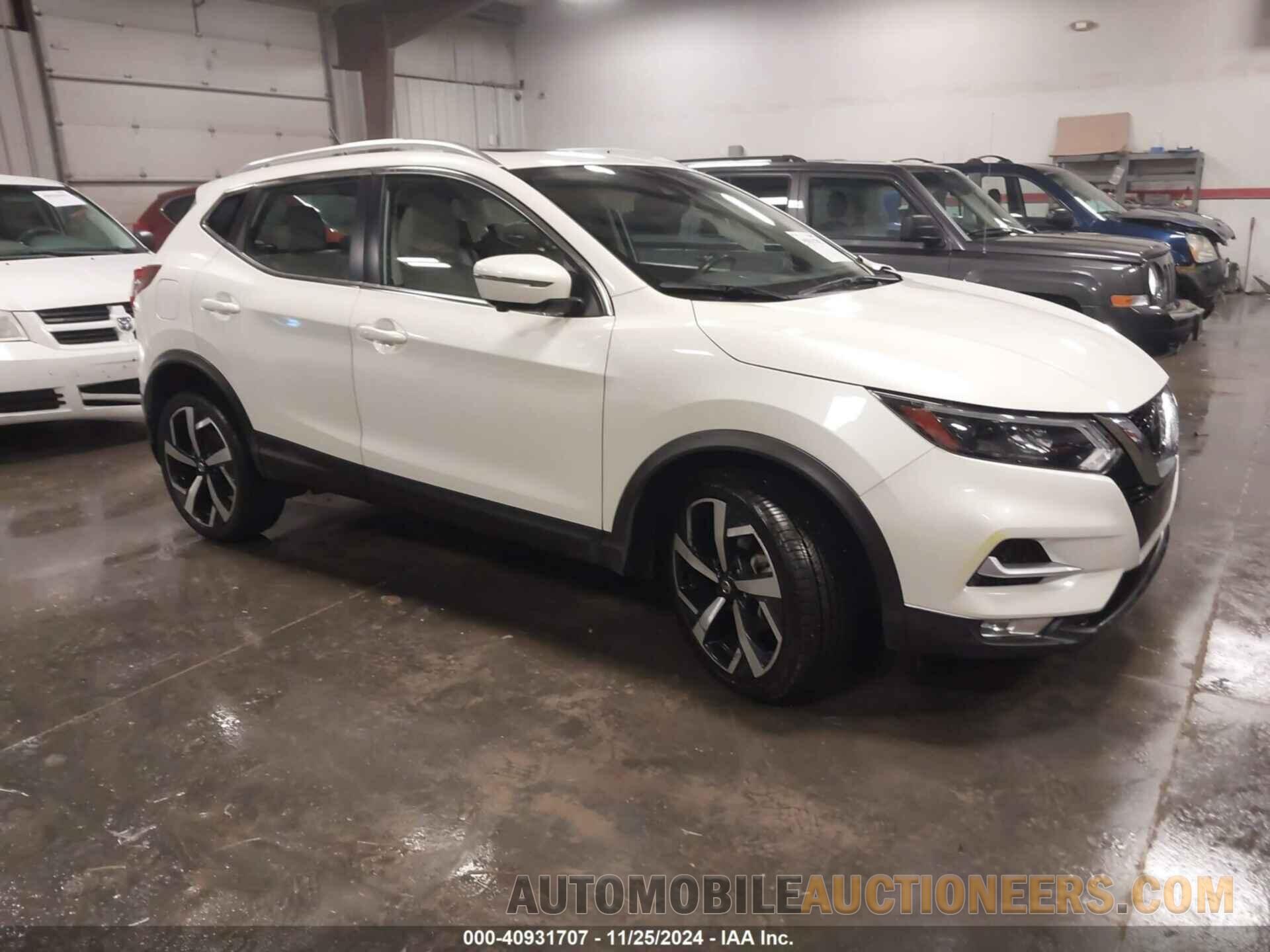 JN1BJ1CWXLW362174 NISSAN ROGUE SPORT 2020