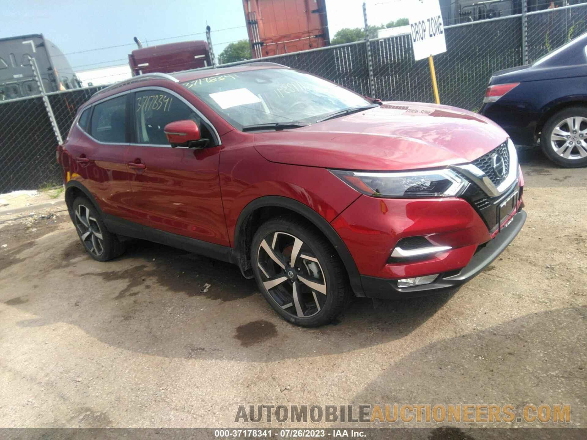 JN1BJ1CWXLW364815 NISSAN ROGUE SPORT 2020