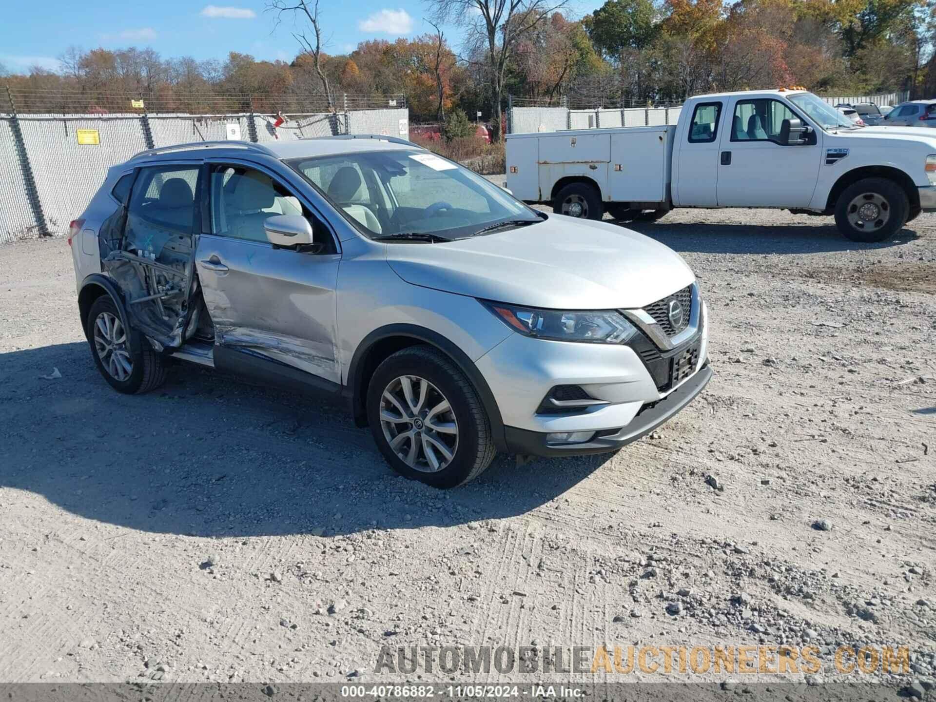 JN1BJ1CWXLW366208 NISSAN ROGUE SPORT 2020